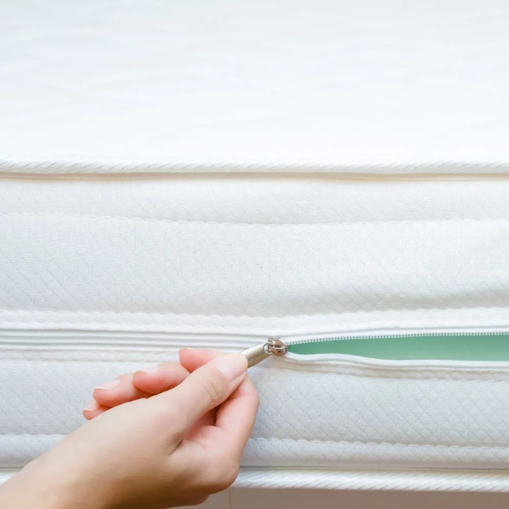 Łóżko młodzieżowe SORA 90x200 różowe z tapicerowanym oparciem i skrzynią I sklep meblowy MIRAT.