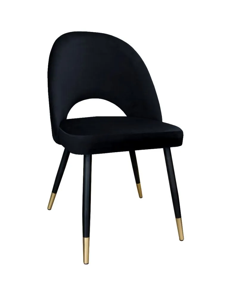 Zestaw krzeseł ISKAR VELVET GOLD 2 szt czarne tapicerowane do salonu | MIRAT. w stylu GLAMOUR kolekcja