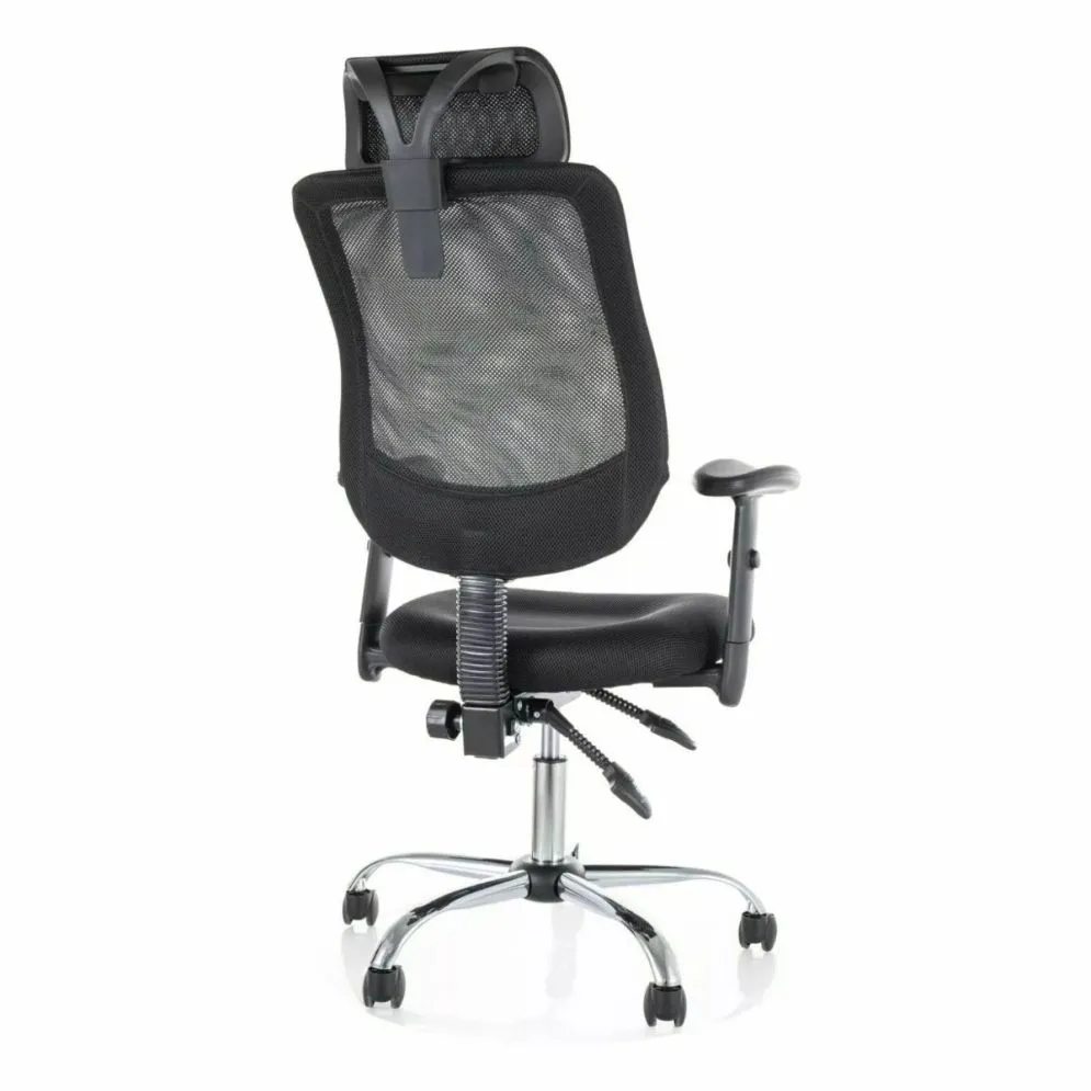 Fotel obrotowy Q-118R czarny z mechanizmem MULTIBLOCK I sklep meblowy MIRAT.