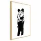 Plakat Kissing Coppers 60x90 cm z ramą złotą z marginesem | MIRAT.
