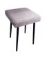 Taboret SQUARE MG VELVET jasno różowy na metalowych nogach | MIRAT.