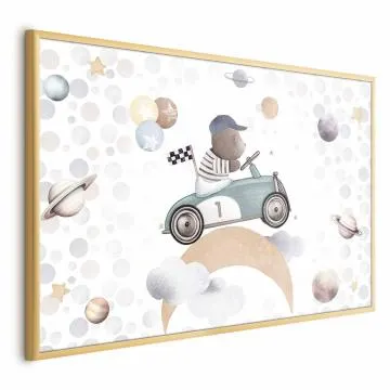 Plakat Miś w wyścigówce 60x40 cm z ramą złotą bez marginesu