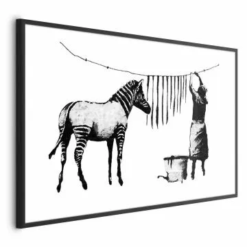 Plakat Banksy: Pranie 60x40 cm z ramą czarną bez marginesu